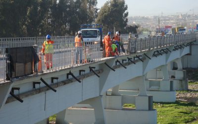MOP garantiza seguridad de peatones con cambio de barandas en Puente Fiscal y Paso Superior