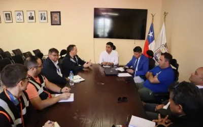 MOP y municipio de Paihuano acuerdan medidas para solucionar socavón de Ruta D-485