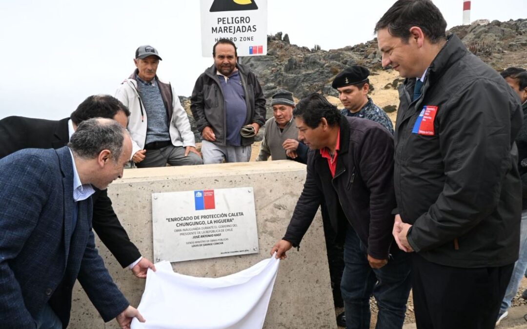 MOP inaugura obras de enrocado en caleta Chungungo que fortalecerán seguridad de la pesca artesanal